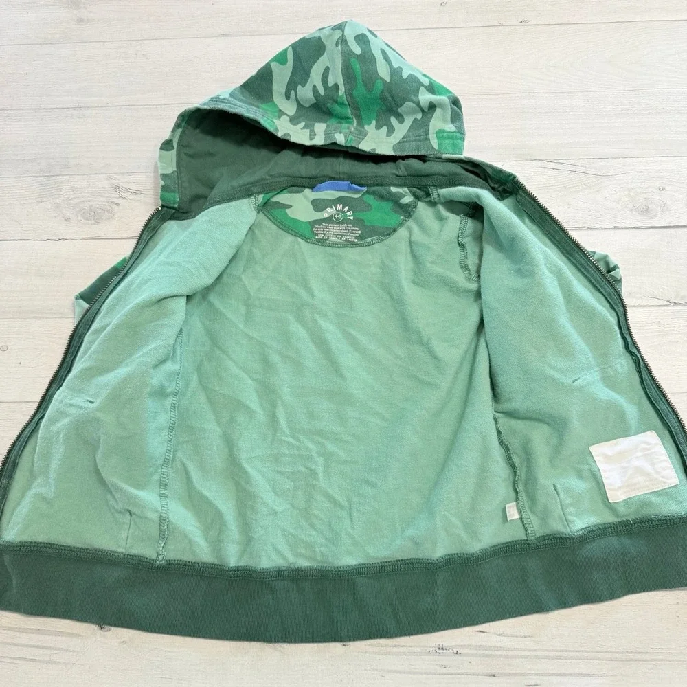 Primary kids green camo‎ zip up hooded sweatshirt 4/5